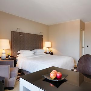 Kamer met een King Size Bed